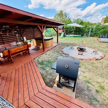 Apartment Szivike Vendeghaz *